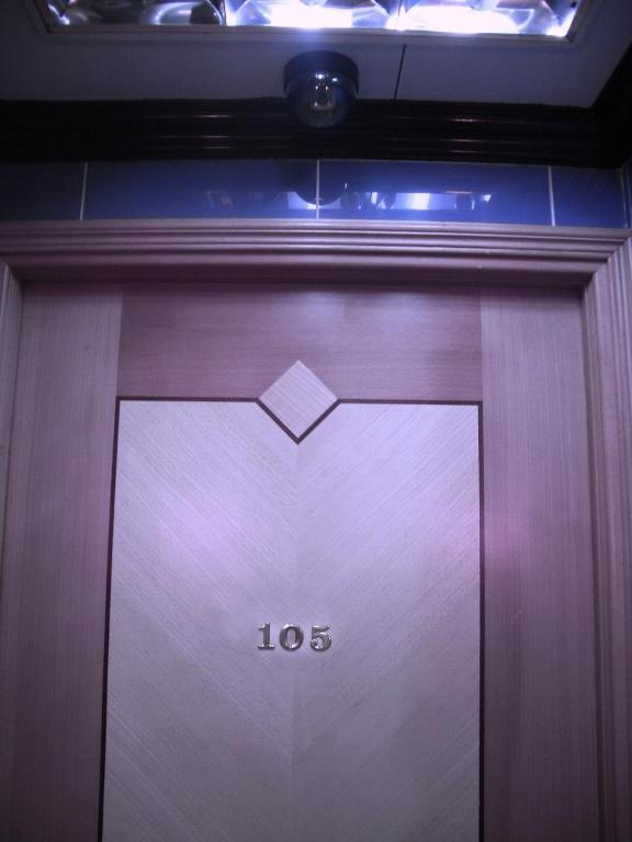 Kowloon Youth Village Tsim Sha Tsui 九龙青年公寓 Hong Kong Room photo